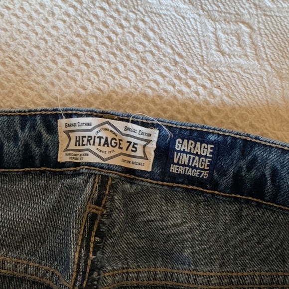 Garage Vintage Héritage 75 distressed Mom Jeans - Picture 3 of 12